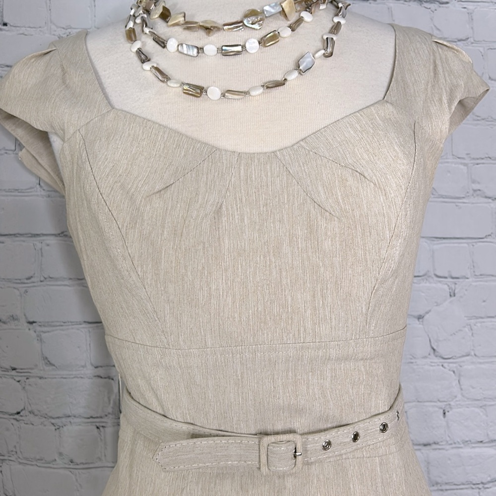 XOXO-  Pencil Cap Sleeve Dress With Belt Size 5-6 - Picture 5 of 8
